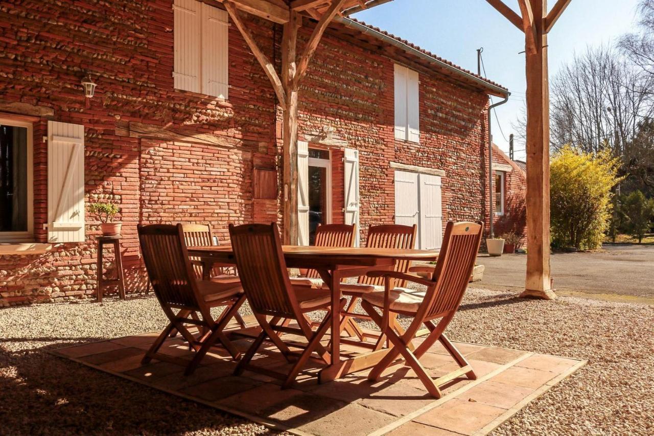 Ferme Aquinaut - Le Paradis Montesquieu-Volvestre Ngoại thất bức ảnh